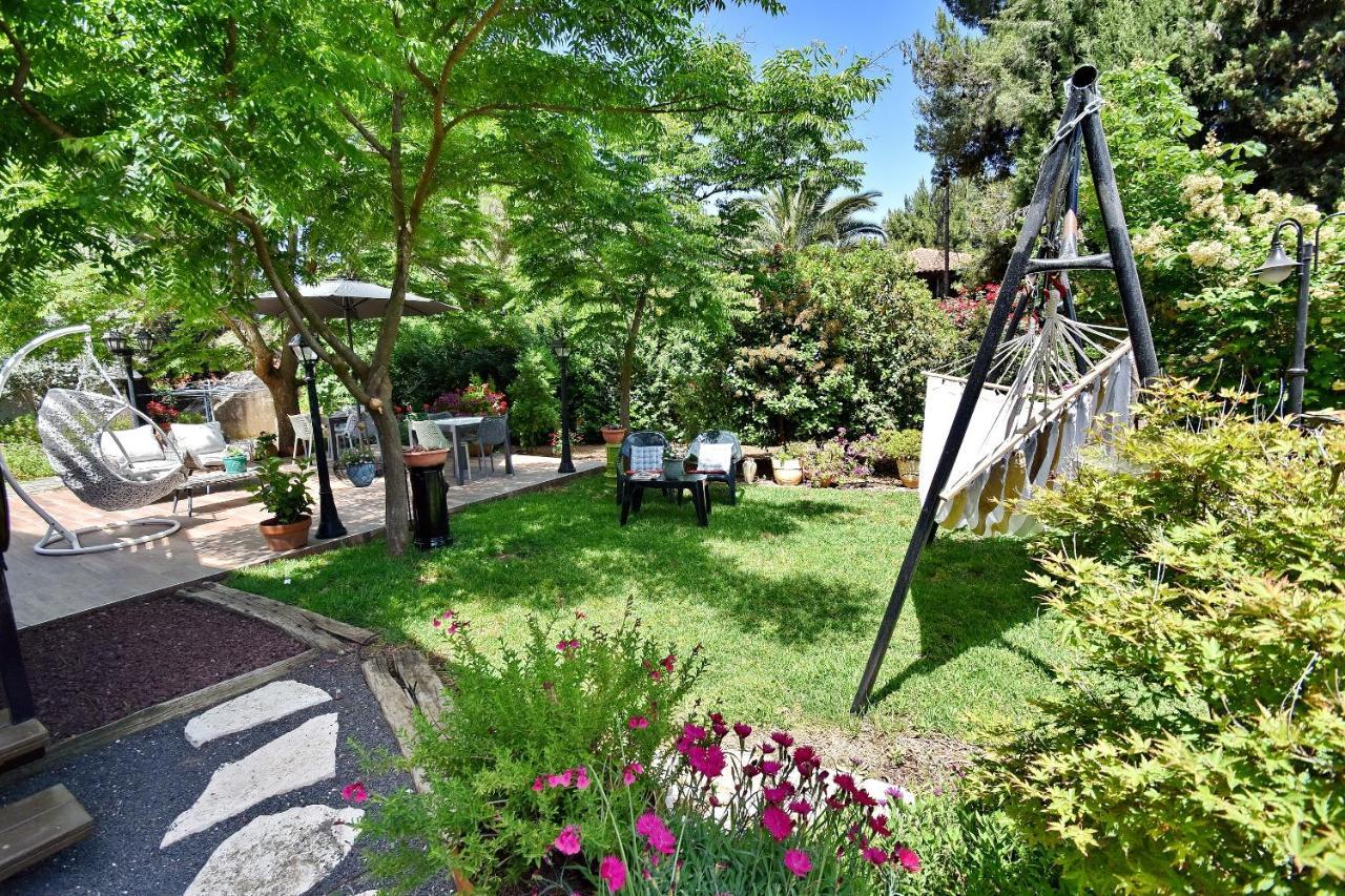 Mikasa Apartment Sha'al